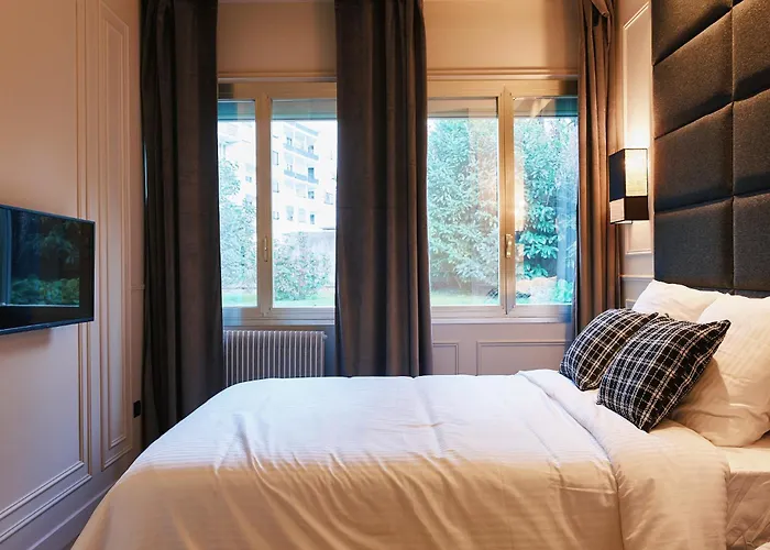 Saint Lambert Suite - Duke Housing